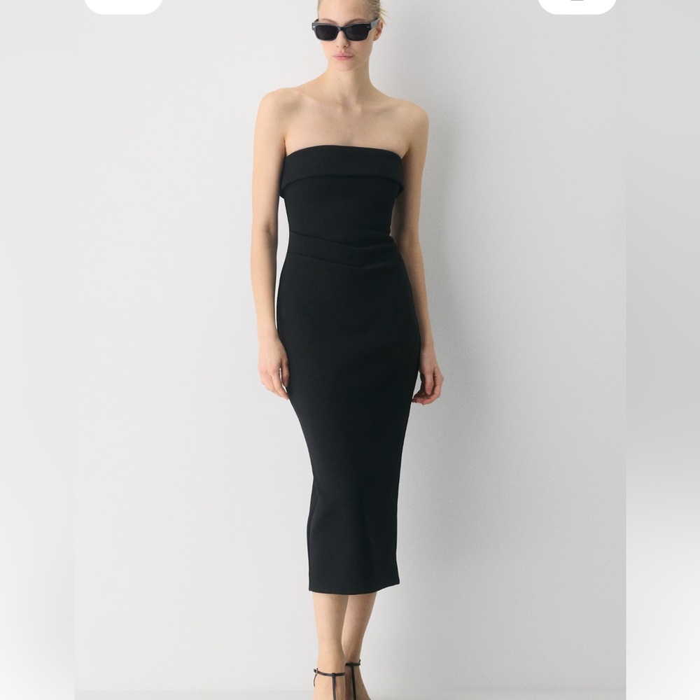 Aritzia Babaton Women's Figureknit Eyecatcher Dress